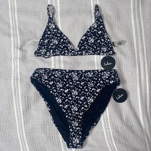 NWT Lulus women’s medium 2 piece black and white floral bikini set
